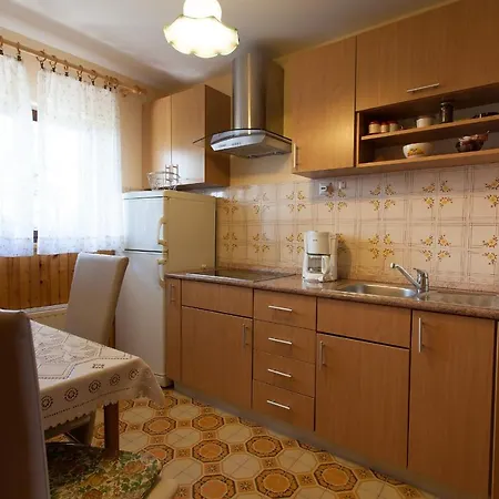 Apartments Nedeljka Malinska Exterior photo