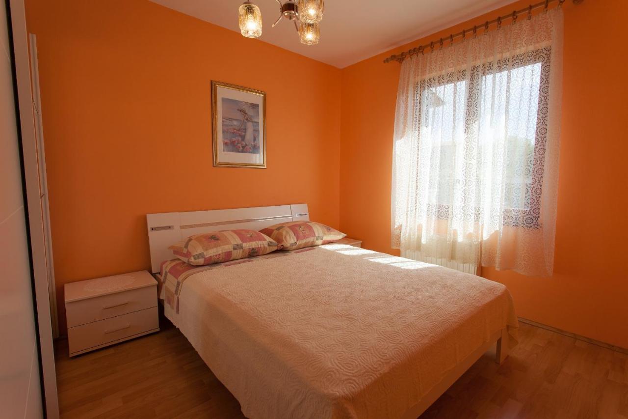 Apartment Nedeljka Malinska